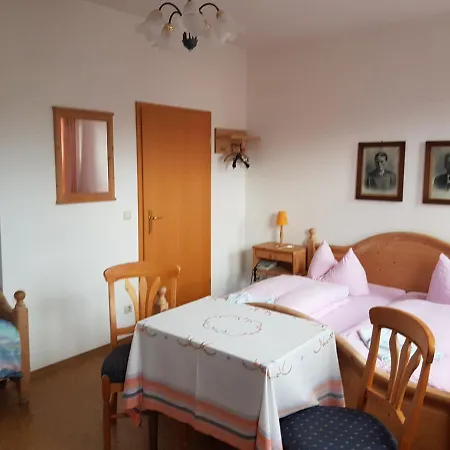 Hotel Und Peterhänsel Spechtsbrunn