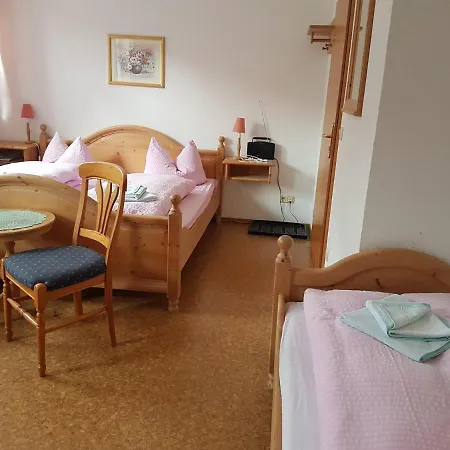 Hotel Und Peterhaensel