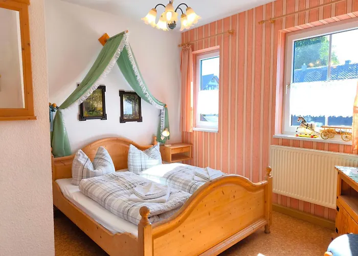 Hotel Und Peterhänsel Spechtsbrunn